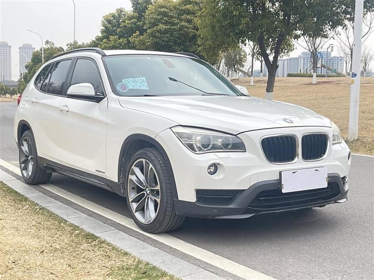 寶馬 寶馬X1  2014款 xDrive20i X設(shè)計套裝圖片