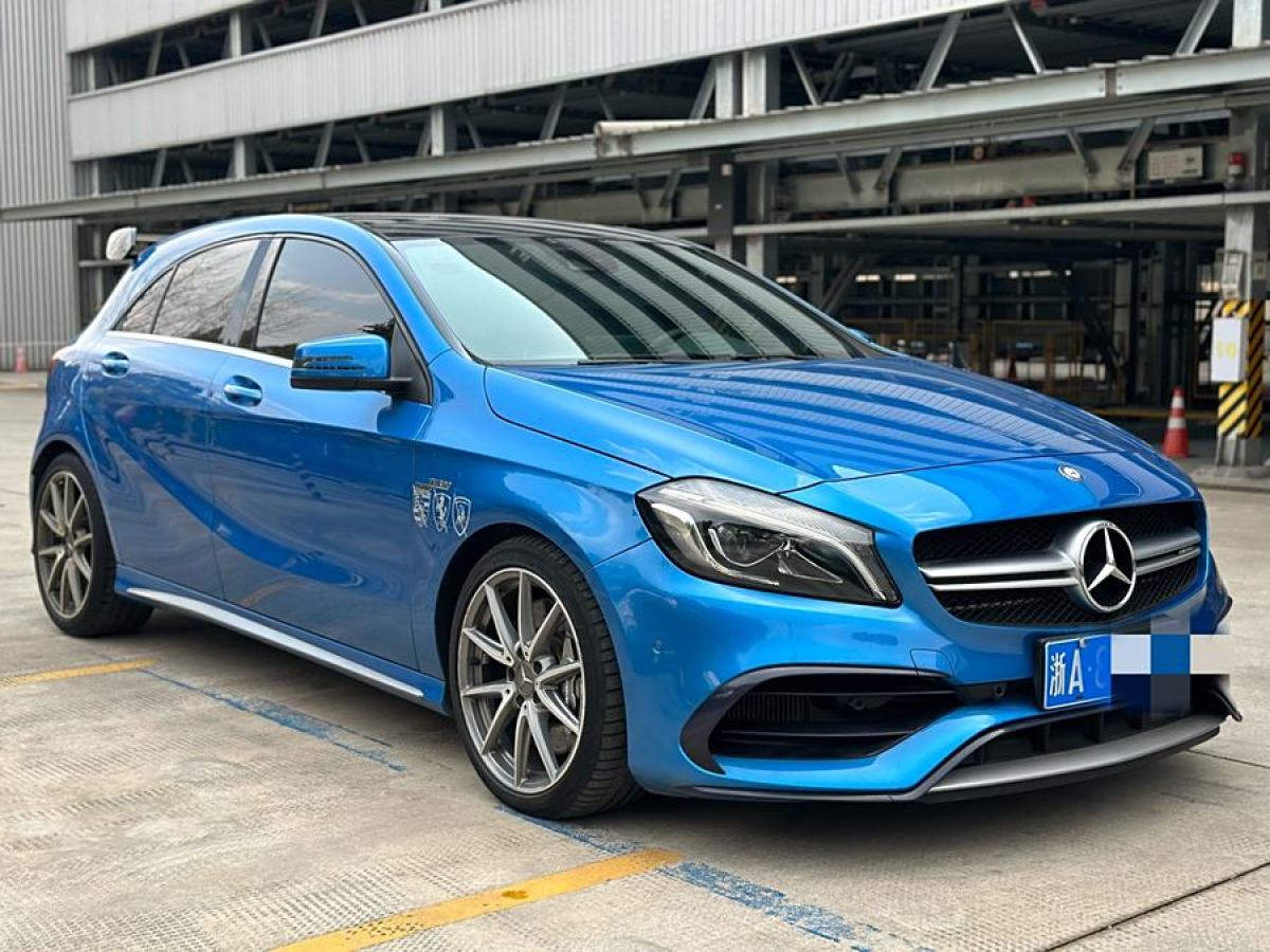 2018年1月奔馳 奔馳A級AMG  2017款 改款 AMG A 45 4MATIC