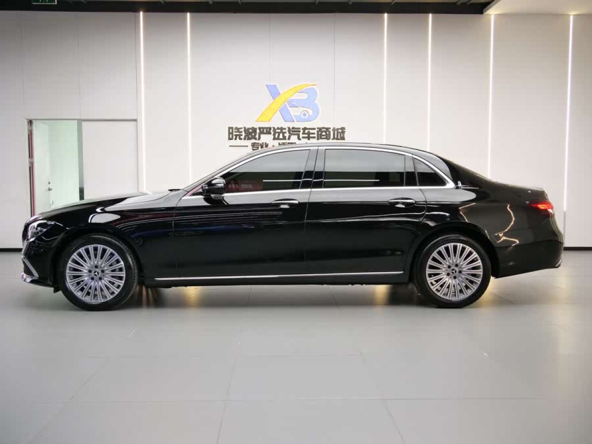 奔馳 奔馳E級  2023款 改款 E 300 L 時尚型圖片