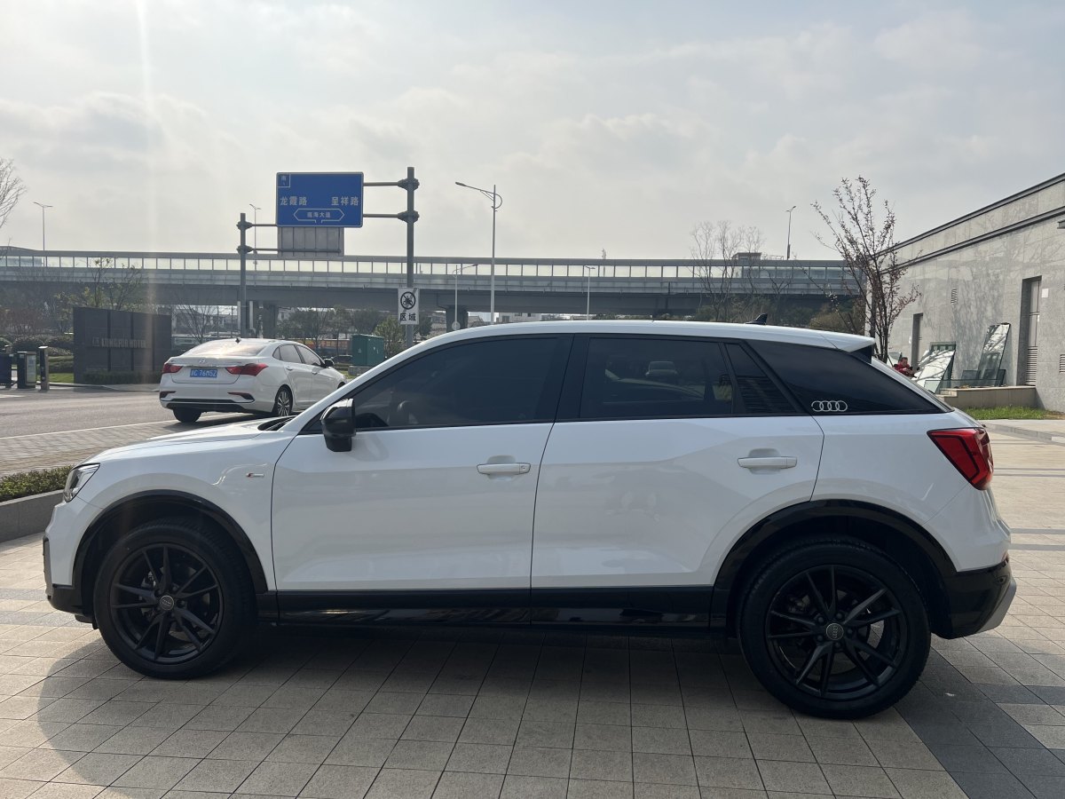 奧迪 奧迪Q2L  2024款 35TFSI 時(shí)尚動(dòng)感型圖片