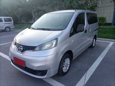 nv200圖片 日產 1.6l 232座 尊雅型