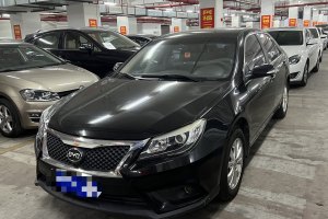 G6 比亚迪 2.0L 手动豪华型