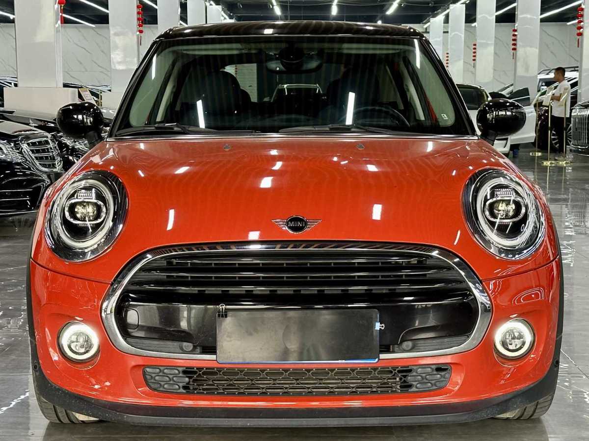 MINI MINI  2020款 1.5T COOPER 經(jīng)典派 五門版圖片