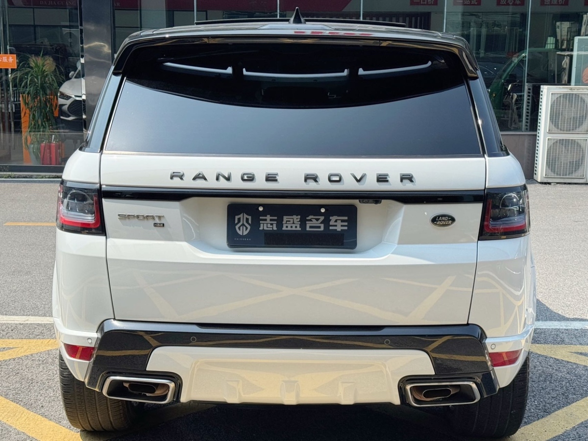 路虎 攬勝運(yùn)動(dòng)版  2020款 3.0 L6 HSE DYNAMIC圖片