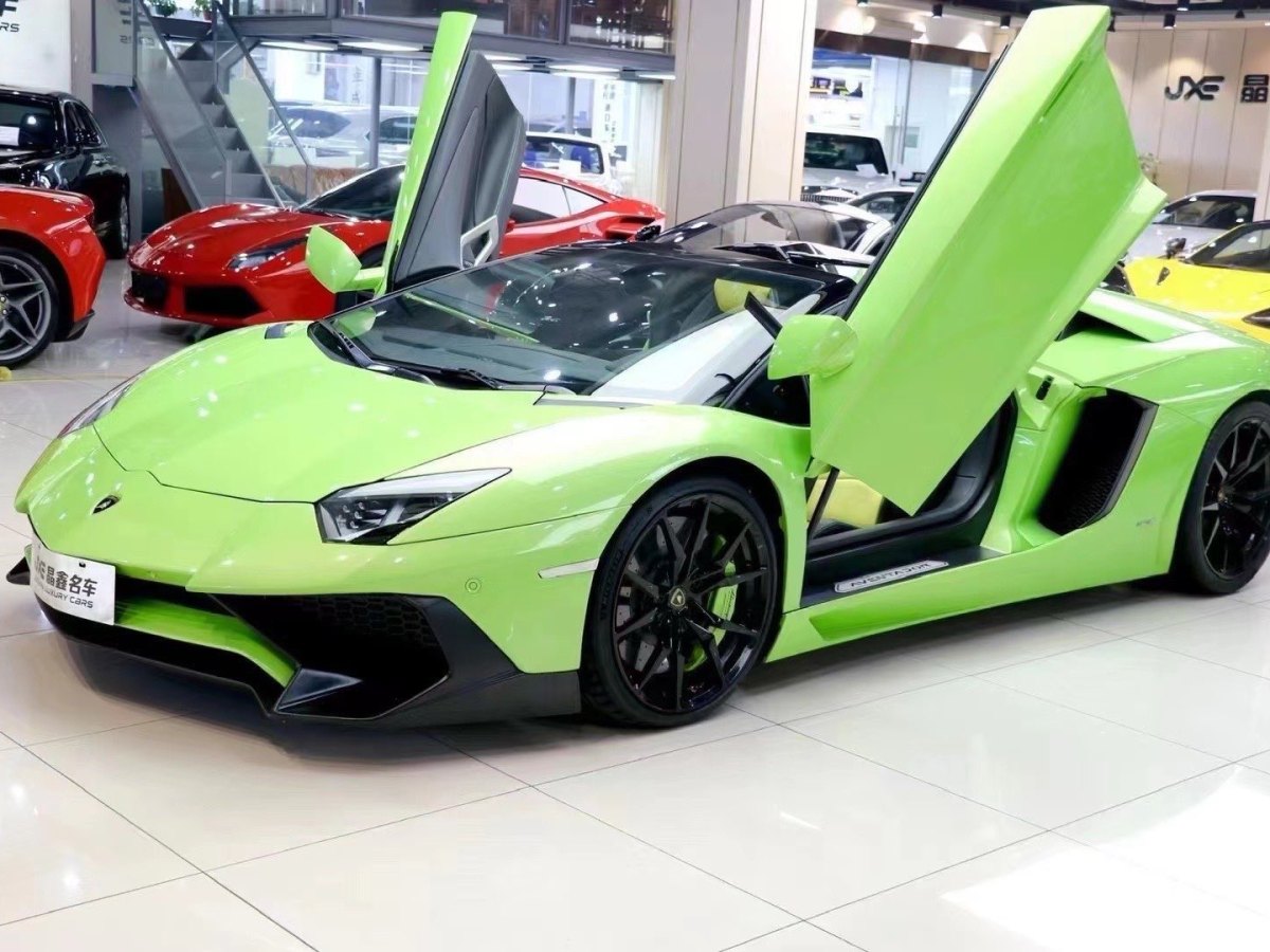 蘭博基尼 Aventador  2013款 LP 700-4 Roadster圖片