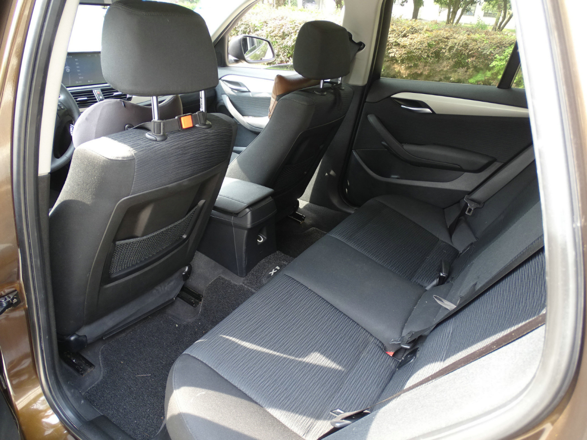 寶馬 寶馬X1  2013款 X1 xDrive20i 2.0T 探索版圖片