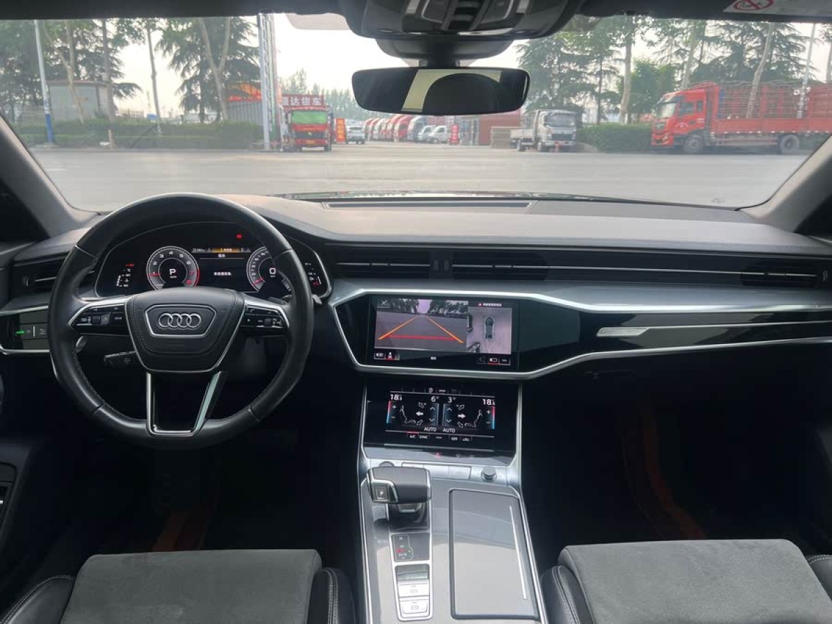 奧迪 奧迪A6L  2023款 改款 45 TFSI 臻選動感型圖片
