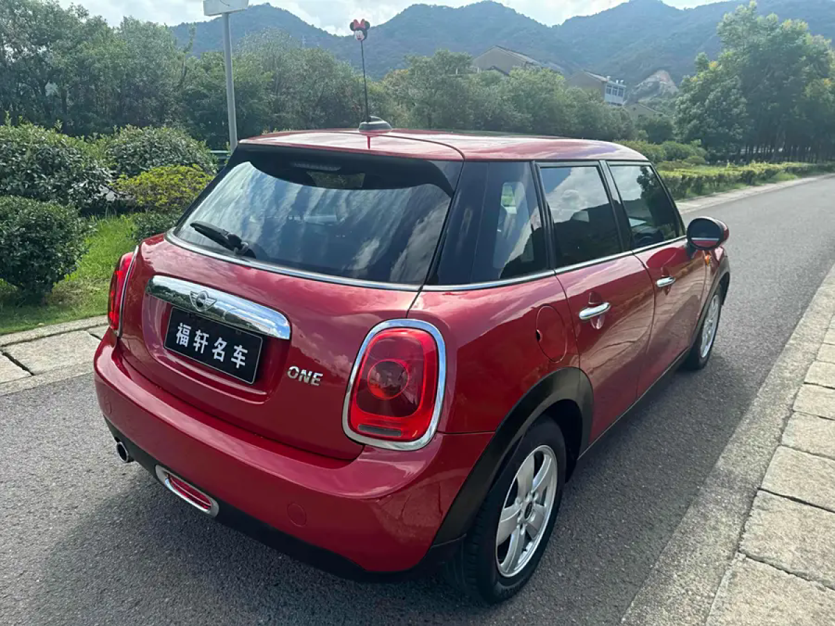 MINI MINI  2016款 1.2T ONE 五門版圖片