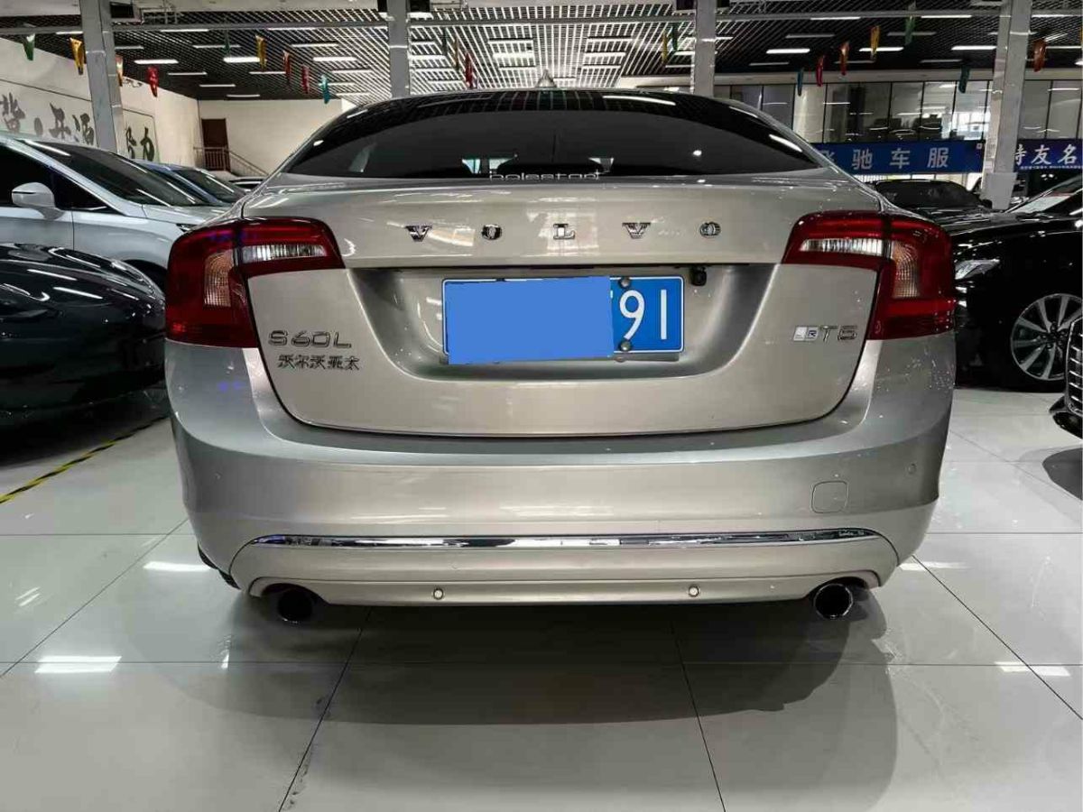 沃爾沃 S60L  2020款  T5 智進進階版圖片