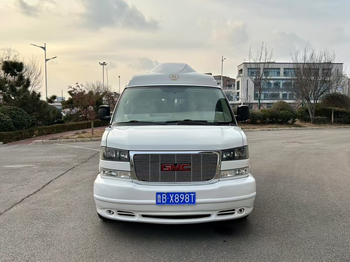 GMC SAVANA  2013款 5.3L 四驅(qū)領(lǐng)袖版圖片