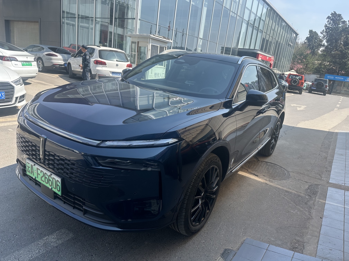 長城 摩卡DHT-PHEV  2024款 Hi4 四驅(qū)長續(xù)航版圖片