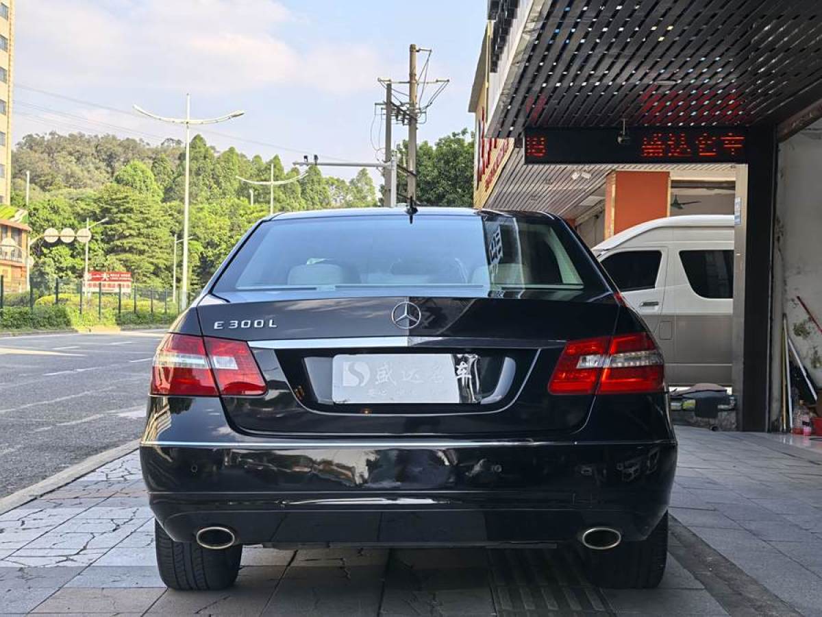 奔馳 奔馳E級  2012款 E 300 L 優(yōu)雅型圖片