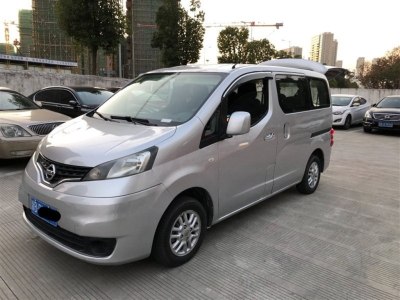 nv200圖片 日產 1.6l 232座 尊雅型