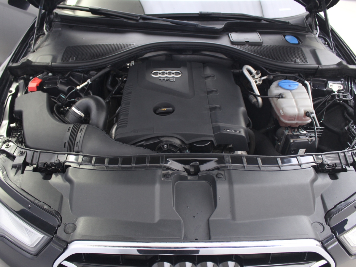 奧迪 奧迪A6L  2015款 TFSI 百萬紀(jì)念智領(lǐng)型圖片