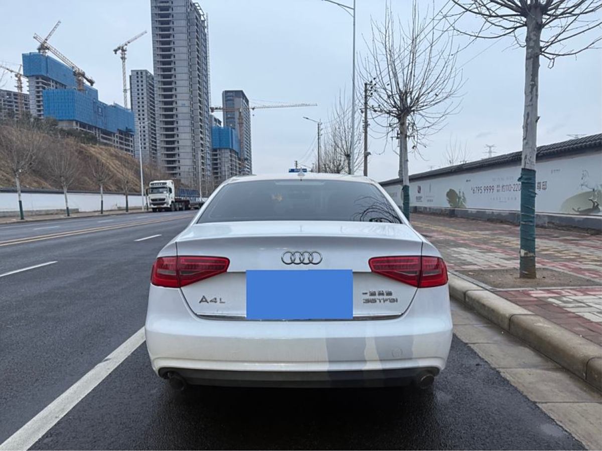 奧迪 奧迪A4L  2013款 35 TFSI 自動舒適型圖片