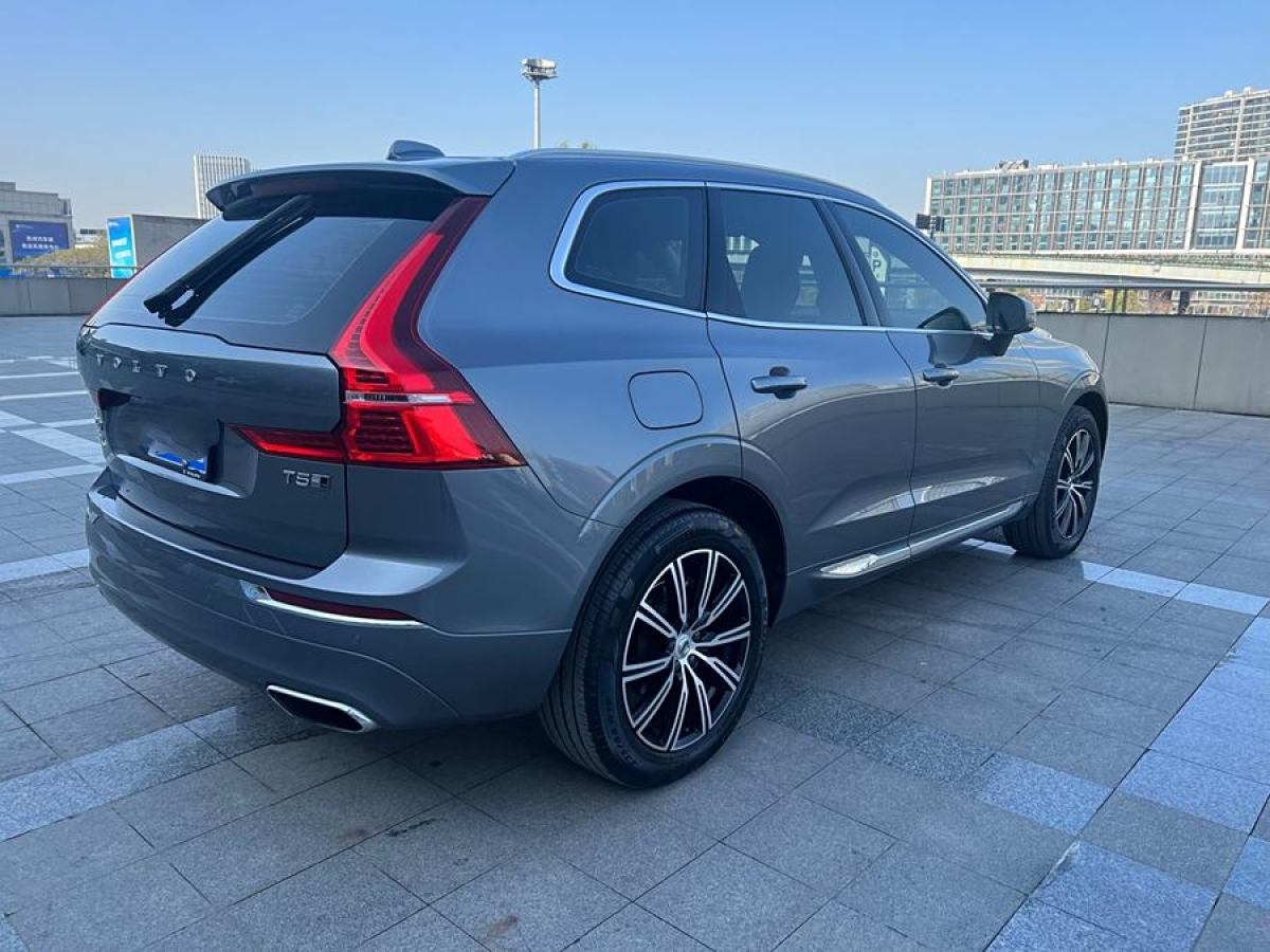 沃爾沃 XC60  2020款 T5 四驅智遠豪華版圖片