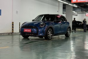 MINI MINI 1.5T COOPER 藝術(shù)家 五門版