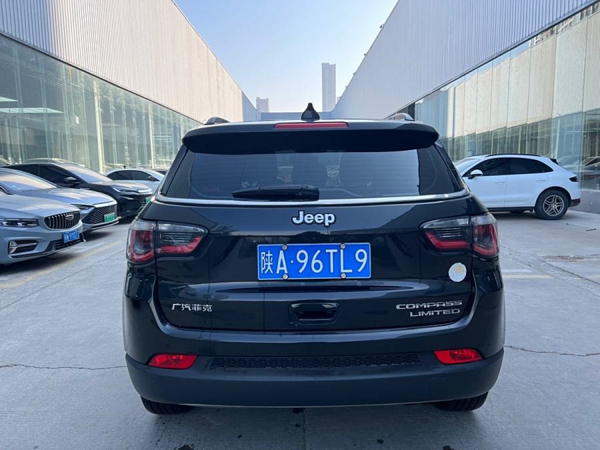 Jeep 指南者  2017款 200T 自動(dòng)臻享版圖片