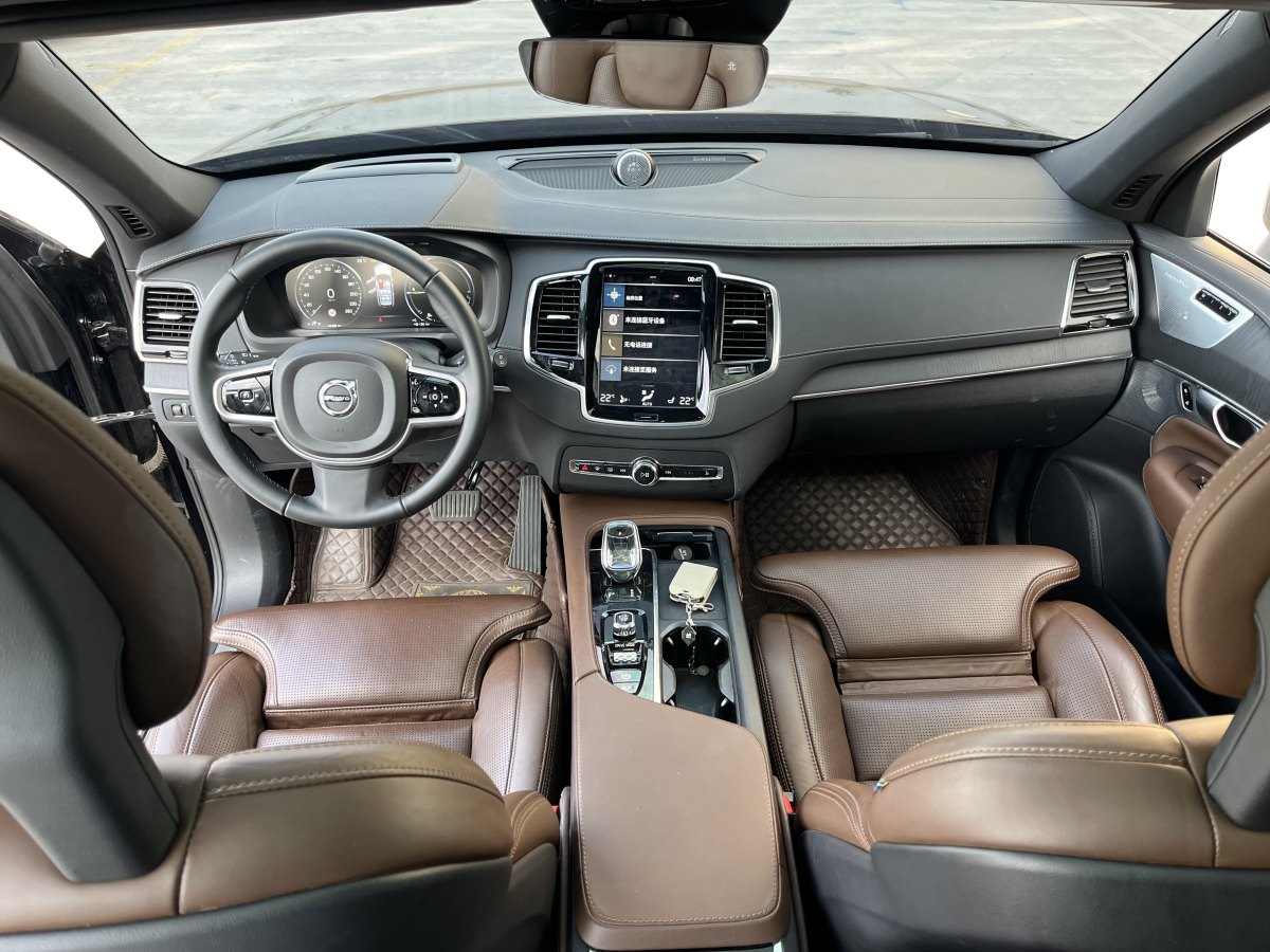 沃尔沃 XC90新能源  2021款 E驱混动 T8 智尊豪华版 7座图片