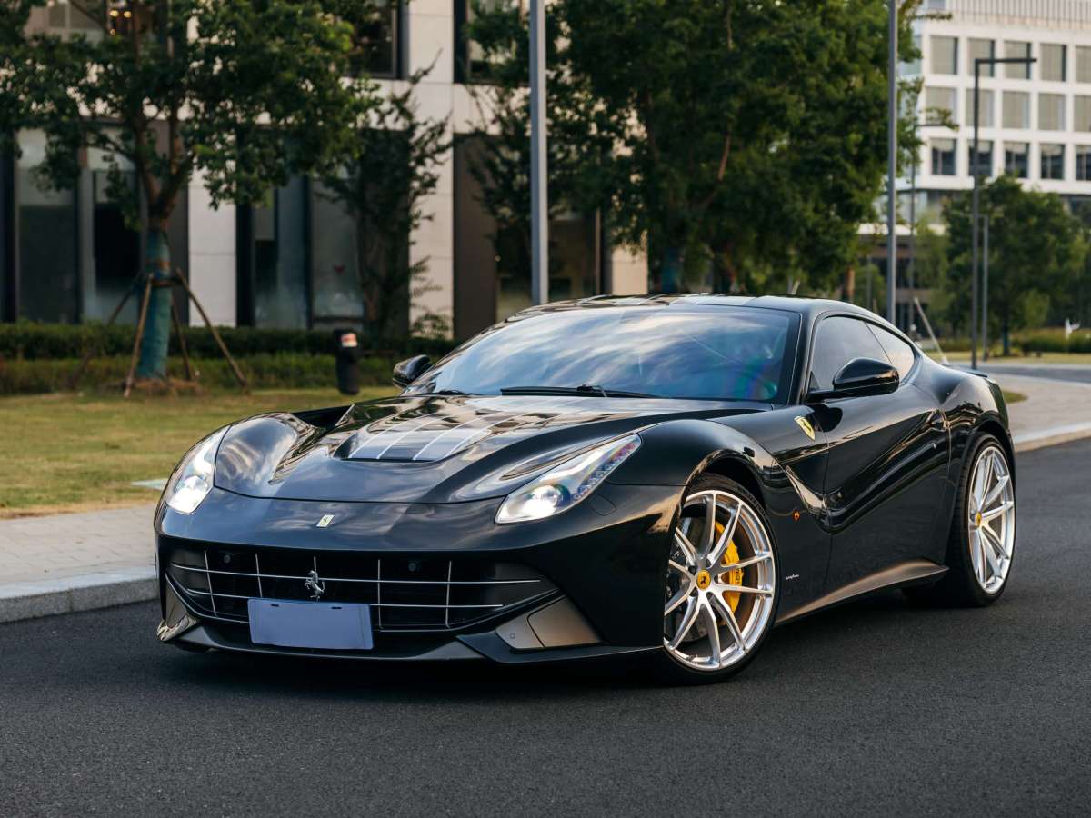 2015年1月法拉利 F12berlinetta  2013款 6.3L 標準型