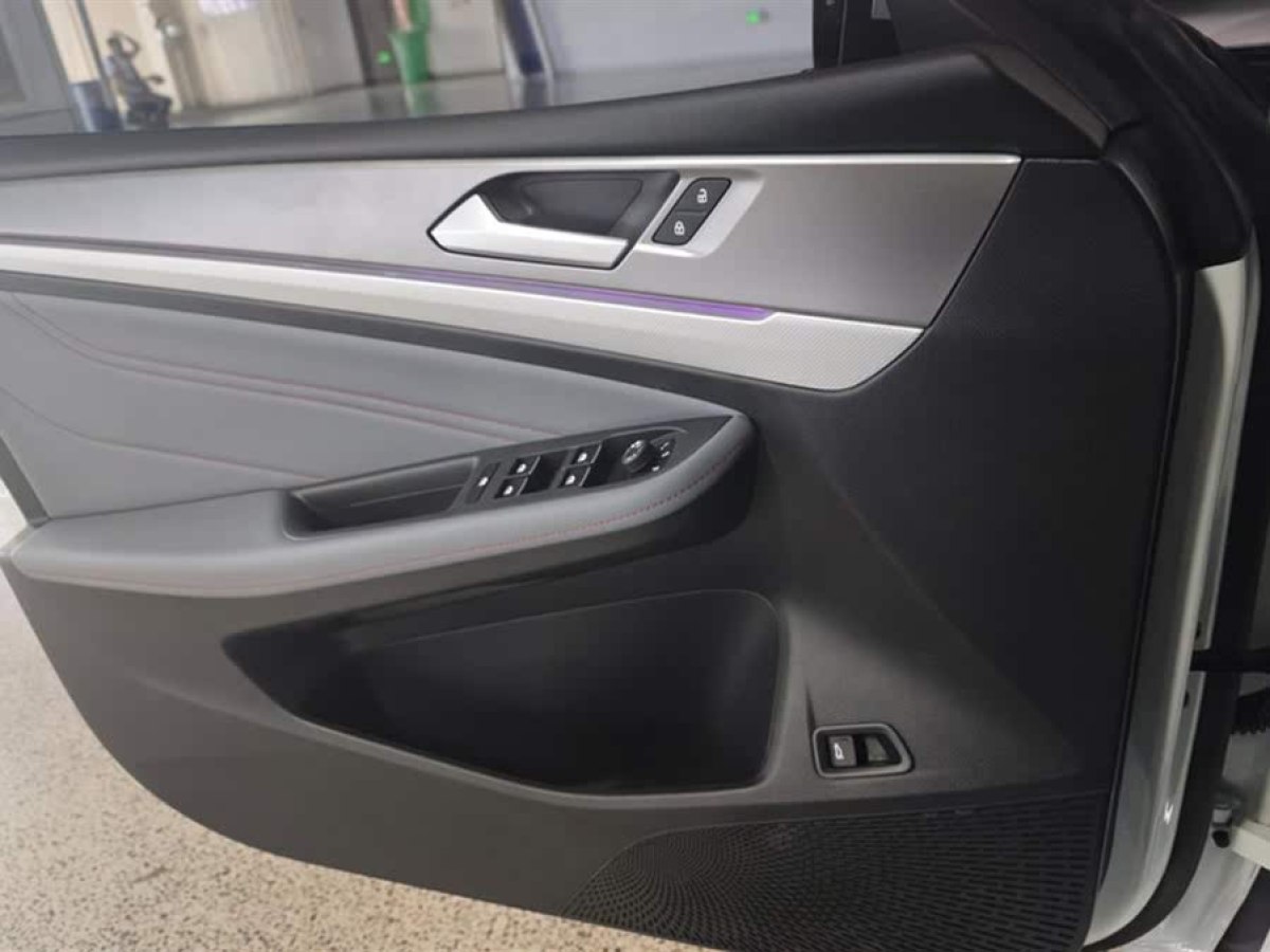大眾 凌渡  2023款 凌渡L 280TSI DSG酷辣版圖片