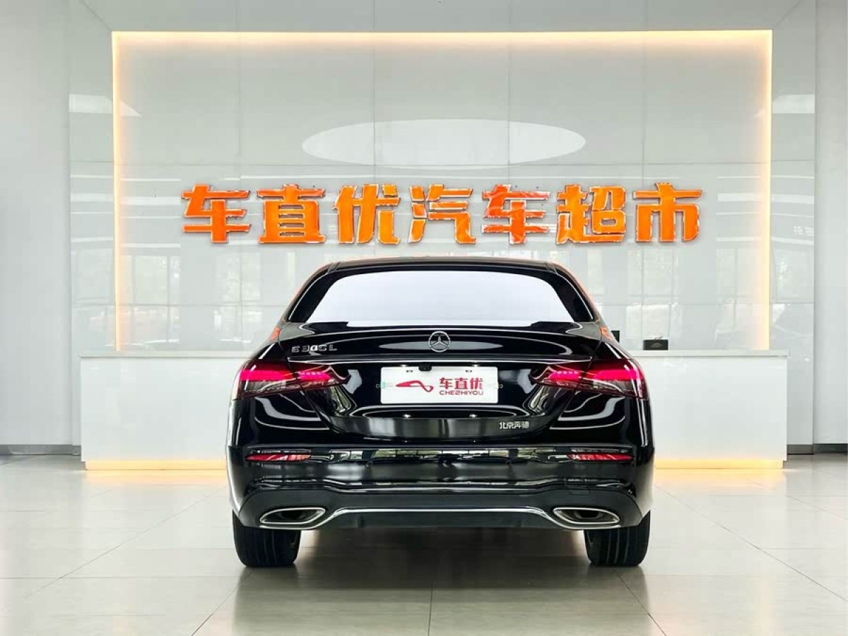 奔馳 奔馳E級  2021款 改款 E 300 L 運動時尚型圖片