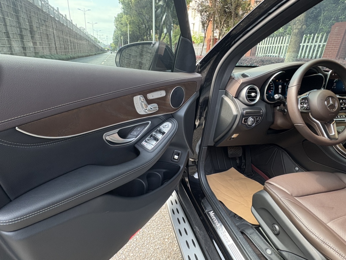 奔馳 奔馳GLC  2020款 改款 GLC 300 L 4MATIC 豪華型圖片