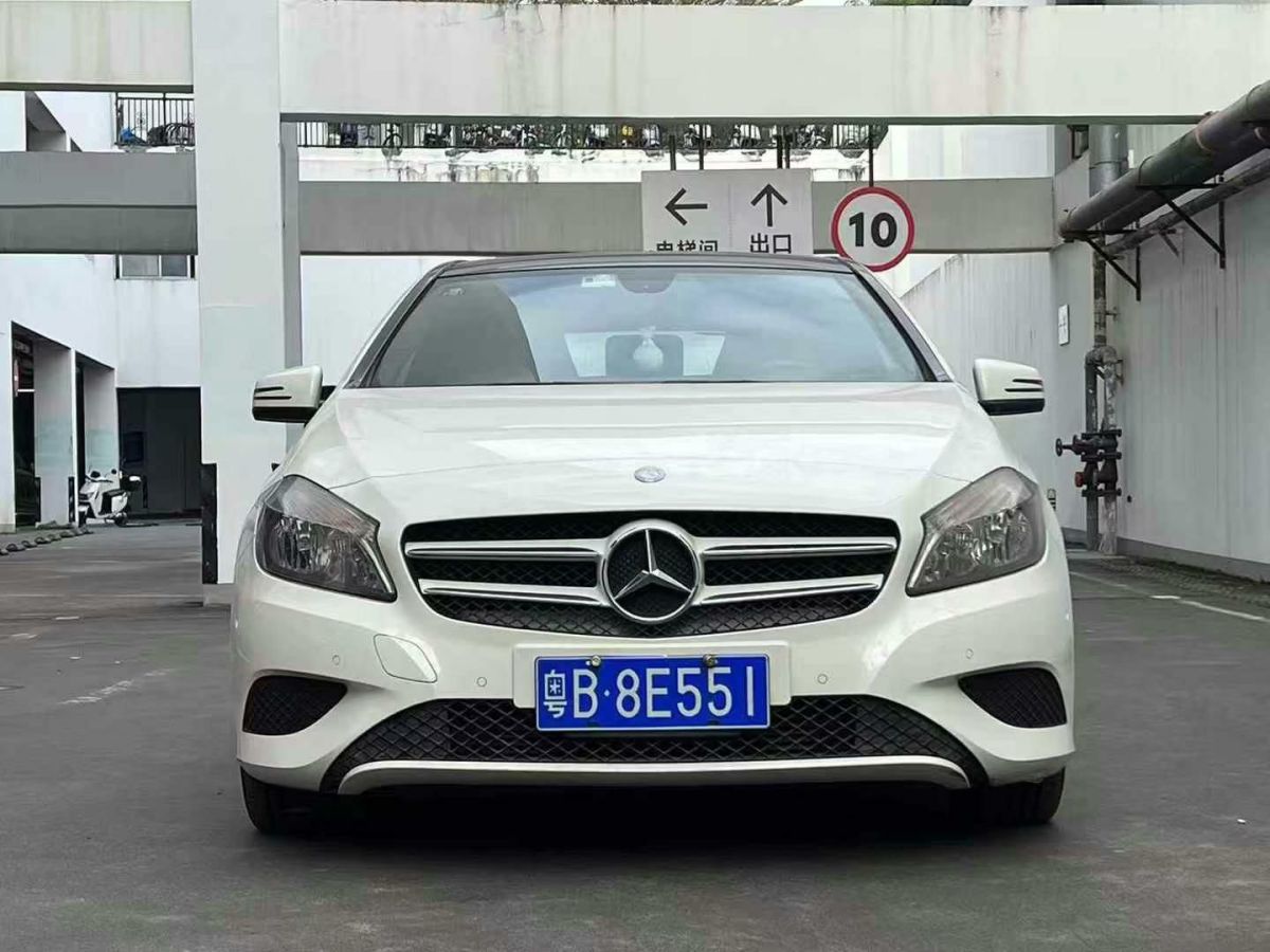 奔馳 奔馳A級AMG  2014款 AMG A 45 4MATIC圖片