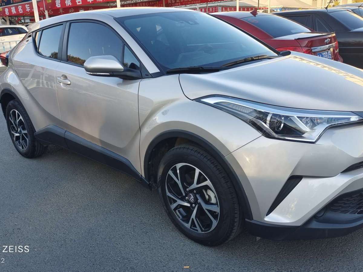 豐田 C-HR  2020款 2.0L 舒適版圖片