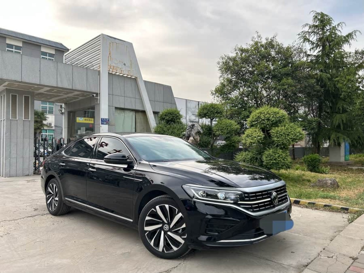 大眾 帕薩特  2023款 改款 330TSI 豪華版圖片