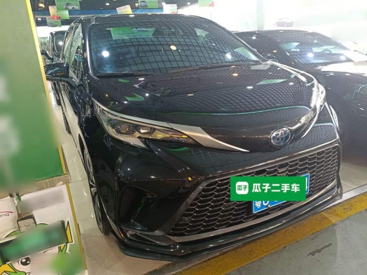 豐田 格瑞維亞  2022款 2.5L混動(dòng) 旗艦版圖片