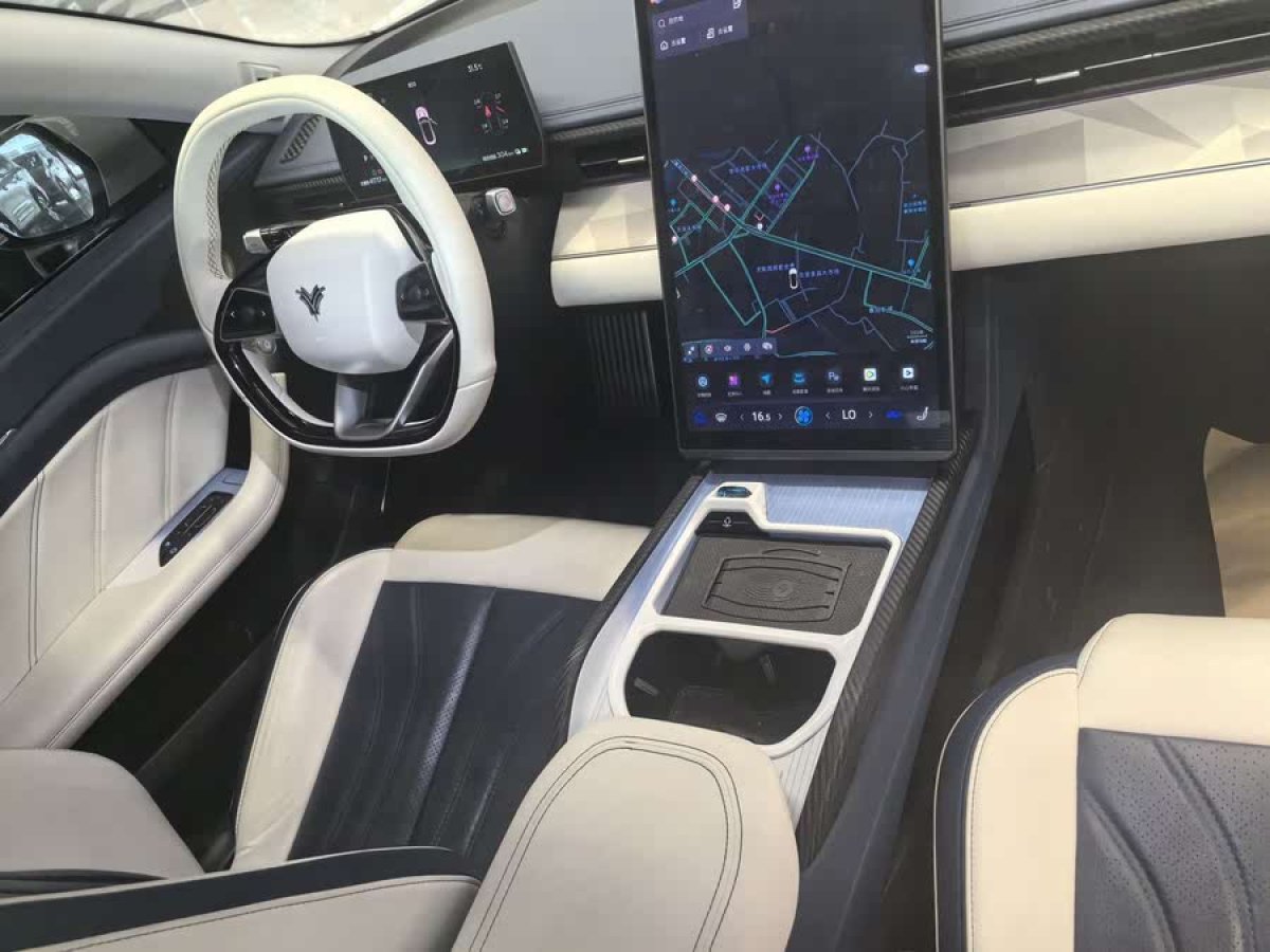 哪吒 哪吒GT  2023款 580 AWD 運動版圖片