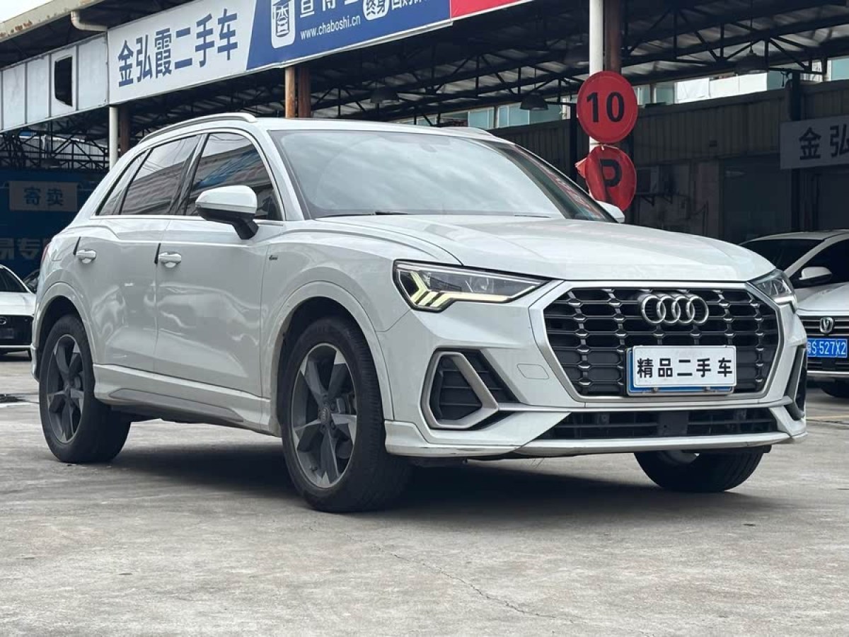 奧迪 奧迪Q3  2019款  35 TFSI 時(shí)尚動(dòng)感型圖片