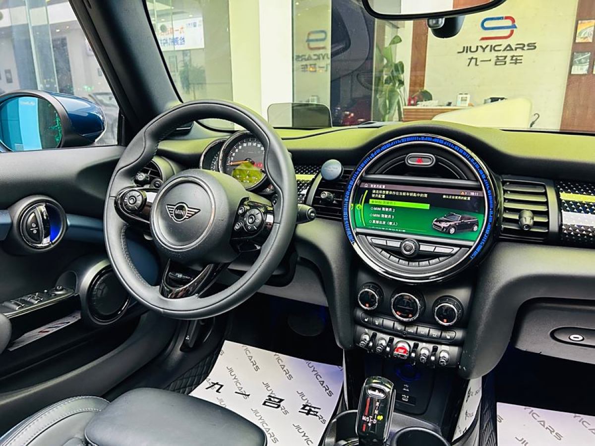 2020年8月MINI MINI  2020款 2.0T COOPER S CABRIO Sidewalk