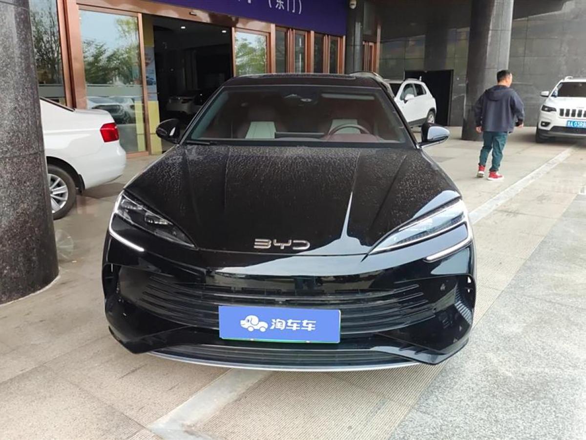 比亞迪 海豹  2023款 DM-i 1.5L 121km 尊貴型圖片