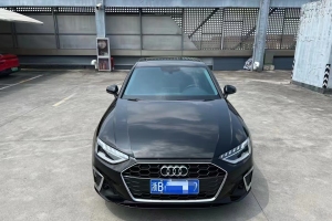 奥迪A4L 奥迪 40 TFSI 时尚动感型