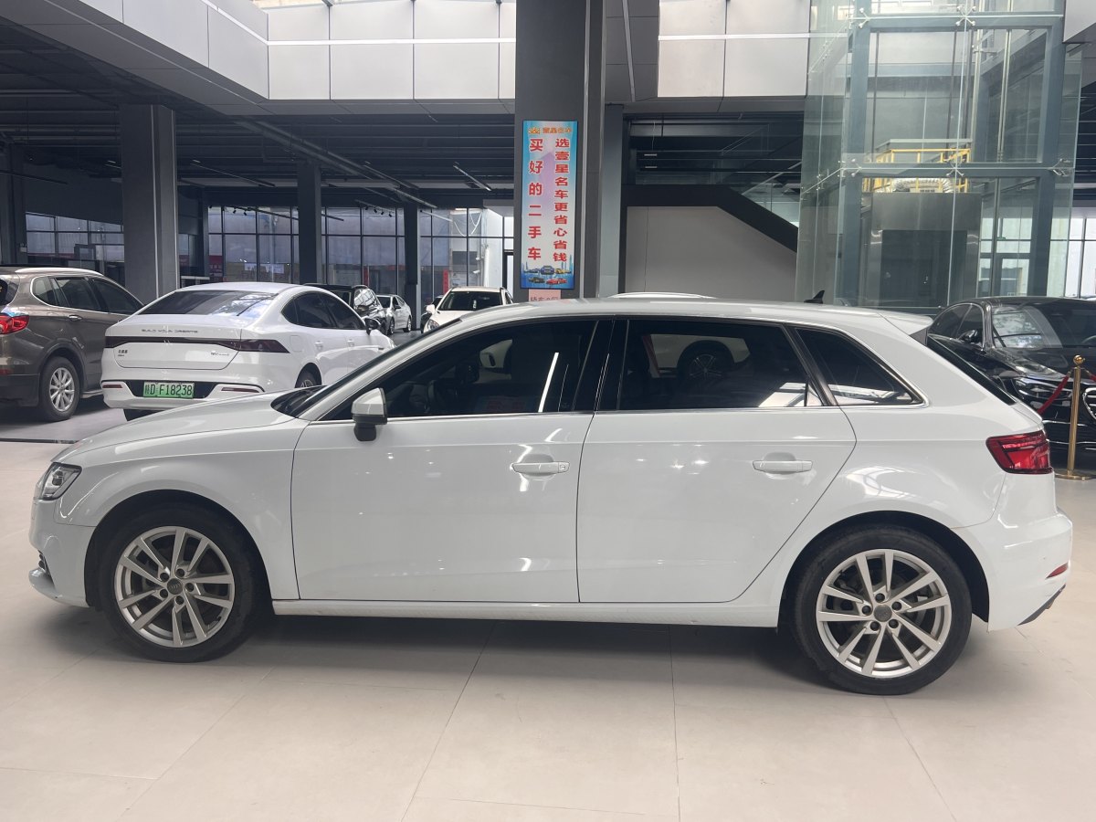 奧迪 奧迪A3  2019款 Sportback 35 TFSI 進(jìn)取型 國(guó)VI圖片