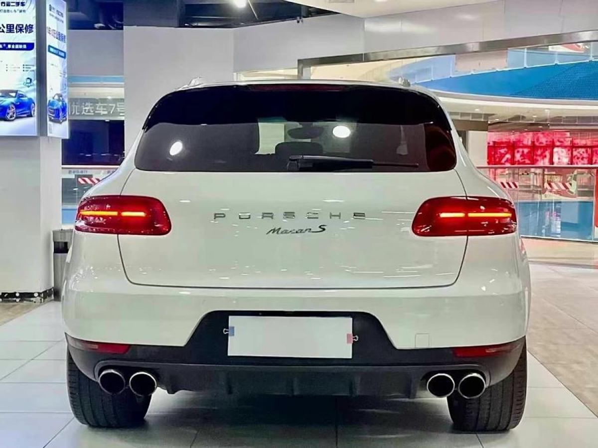 保時(shí)捷 Macan  2014款 Macan 2.0T圖片