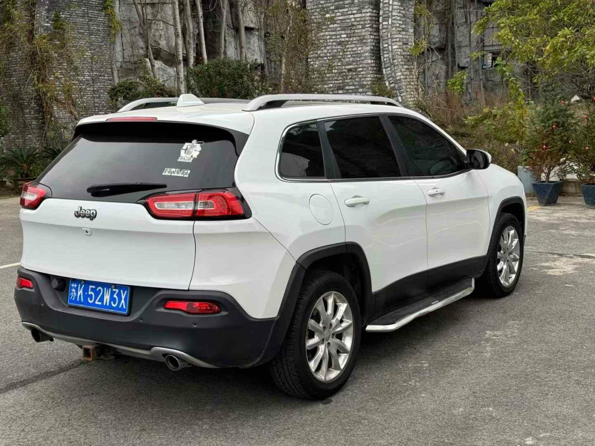 Jeep 自由光  2015款 2.4L 精英版圖片