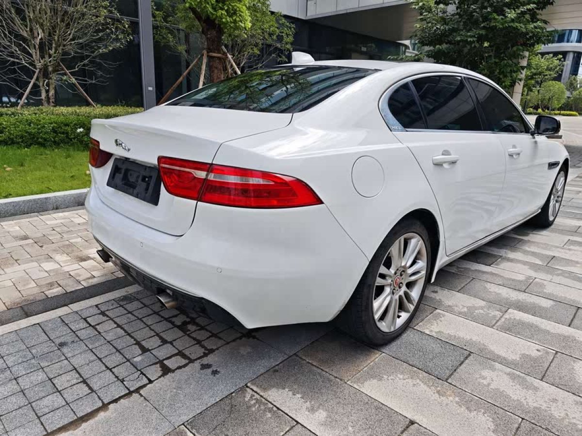 捷豹 XEL  2018款 2.0T 200PS 尊享版圖片