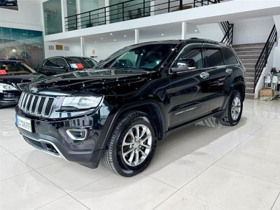 2016年2月 Jeep 大切諾基(進(jìn)口) 3.0L 舒享導(dǎo)航版圖片