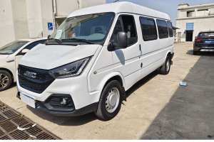 特順 江鈴 2.8T商運型長軸中頂6/7/8座JX493