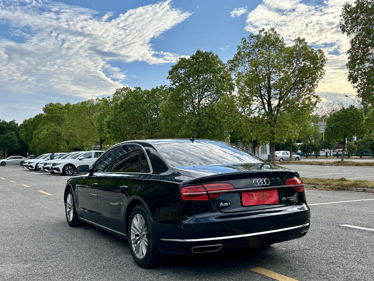 2014年10月奧迪 奧迪A8  2014款 A8L 45 TFSI quattro舒適型