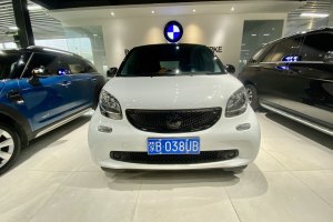 fortwo smart 1.0 MHD 硬顶激情版