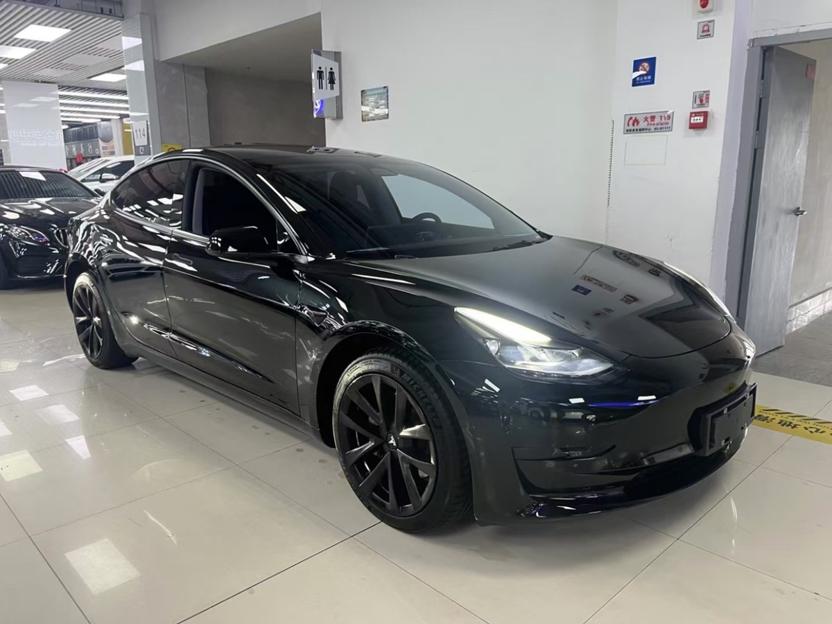 特斯拉 Model Y  2022款 后輪驅(qū)動(dòng)版圖片