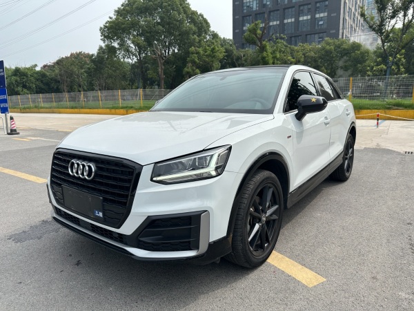 奥迪Q2L 2021款 35 TFSI 进取动感型