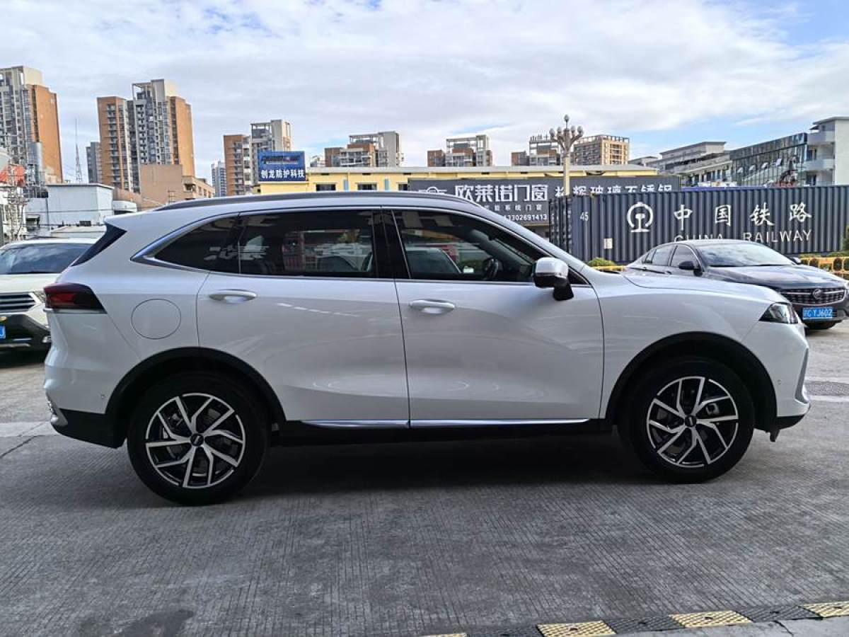 WEY 拿鐵DHT-PHEV  2022款 1.5T 四驅(qū)超大杯圖片