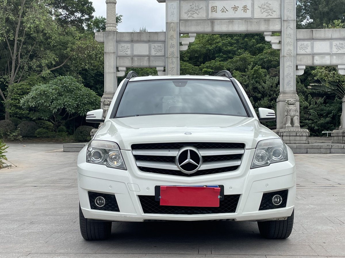 2011年4月奔馳 奔馳GLK級(jí)  2011款 GLK 300 4MATIC 動(dòng)感型