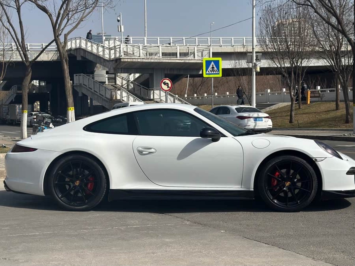 2013年12月保時捷 911  2012款 Carrera 3.4L