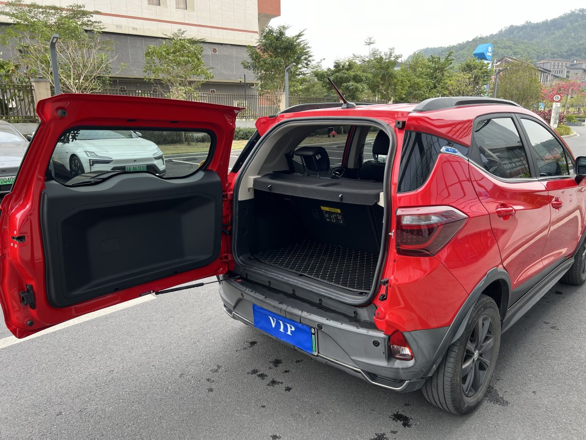 比亚迪 元新能源  2018款 EV360 智联炫酷型图片